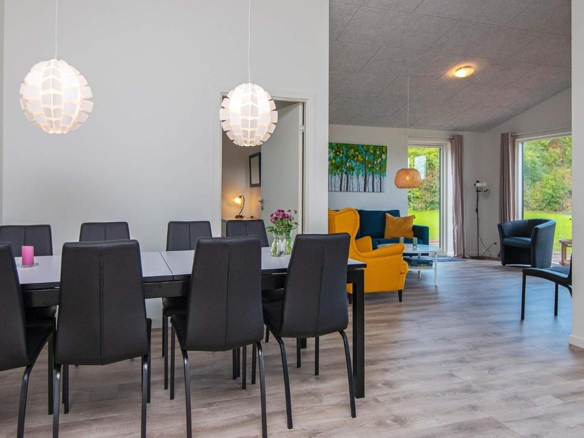 8 Person Holiday Home In Ansager ภายนอก รูปภาพ